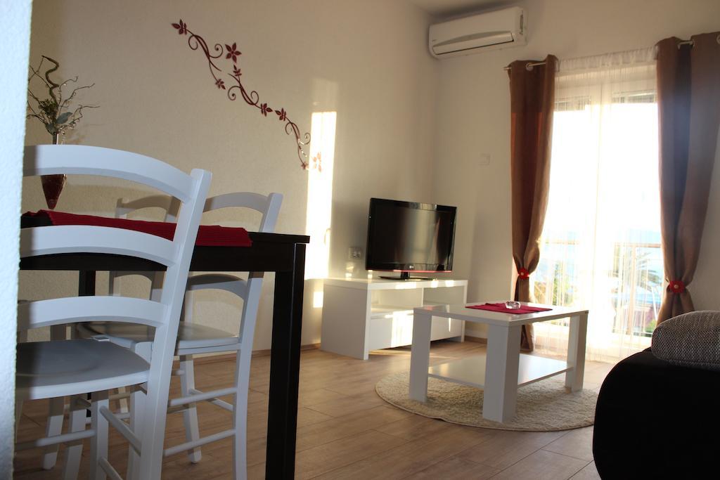 Apartments Mateljak Carnac Phòng bức ảnh