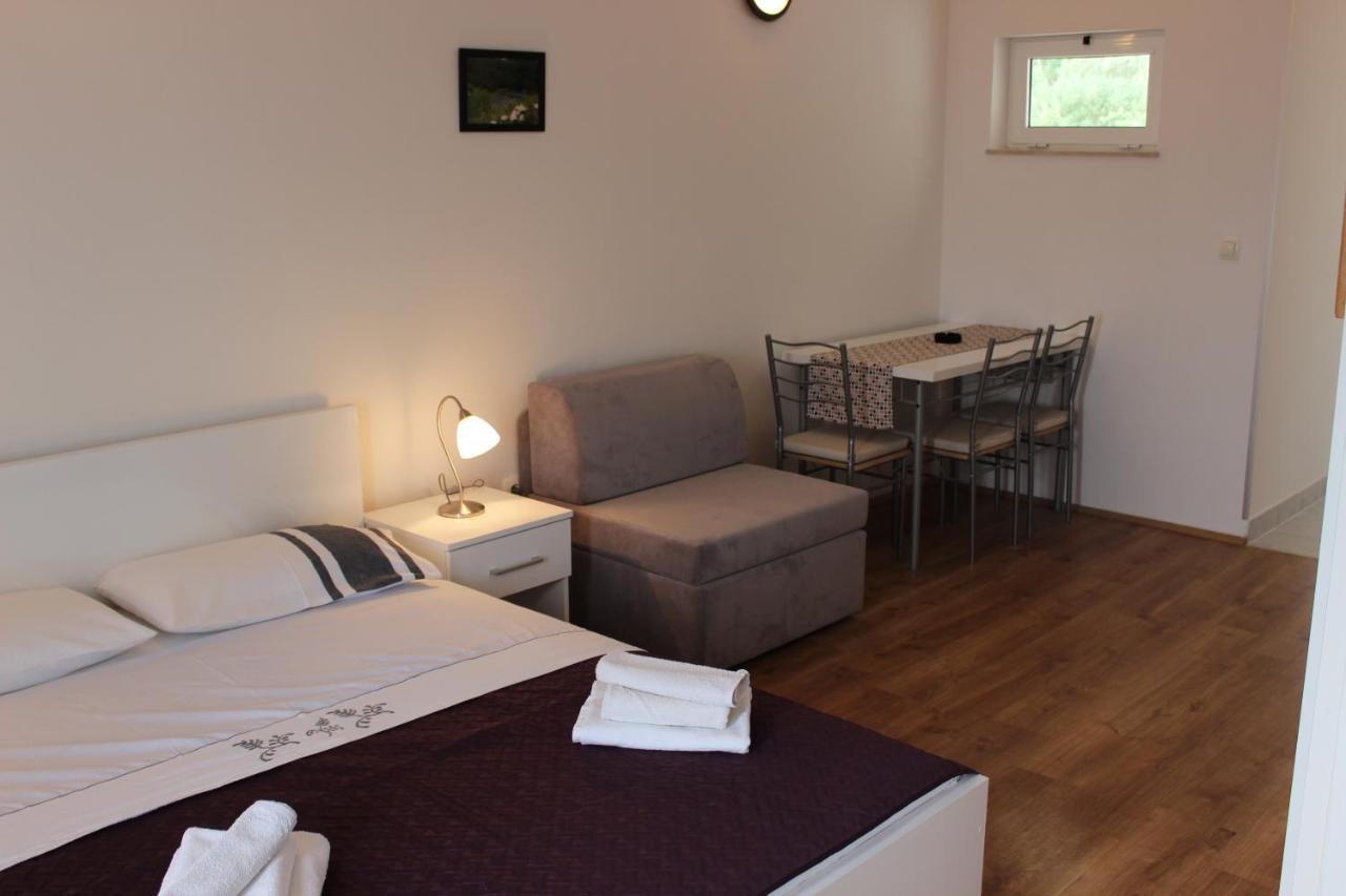 Apartments Mateljak Carnac Phòng bức ảnh